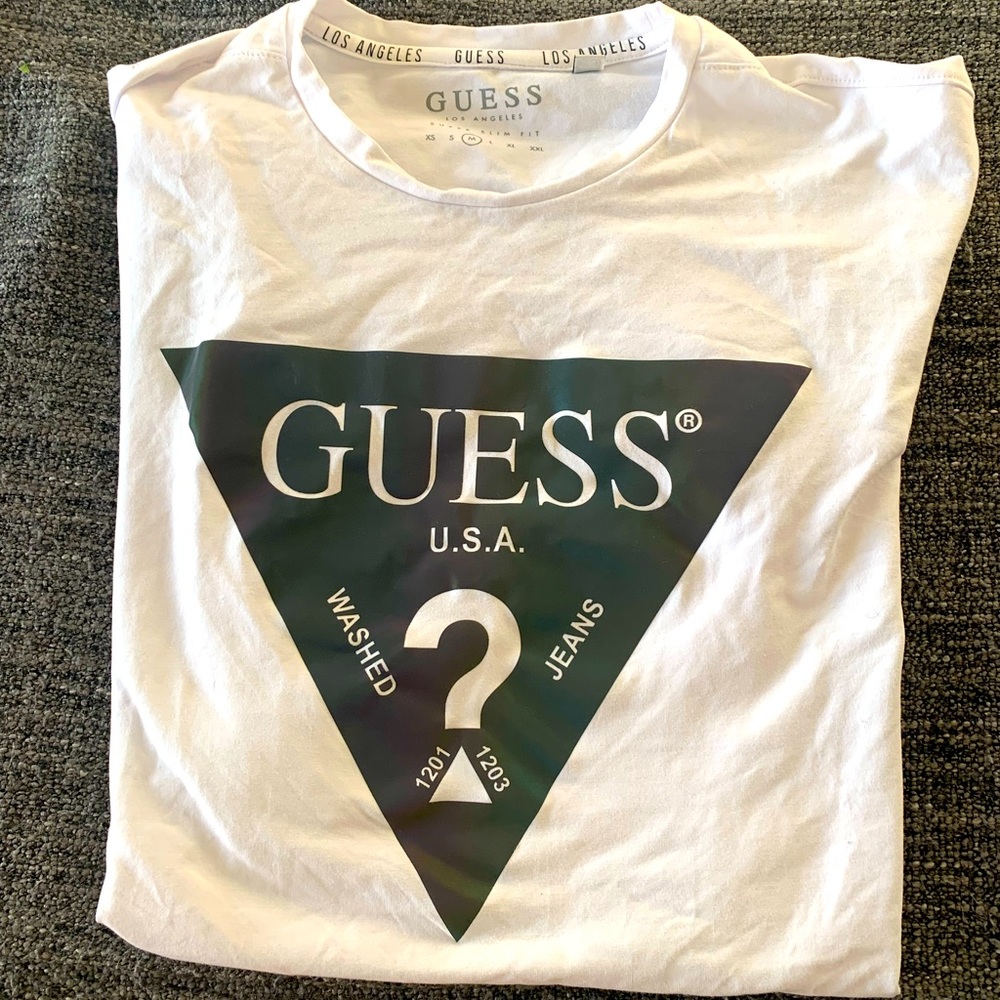Men’s Guess T-Shirt